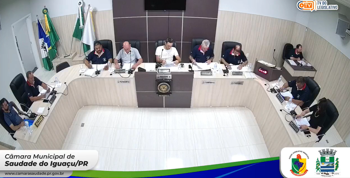 Câmara Municipal de Saudade do Iguaçu debate e aprova projetos fundamentais para o município