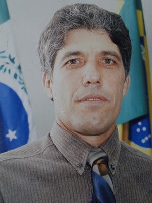 Azenir dos Santos Cambruzzi - PSDB - 2001/2002